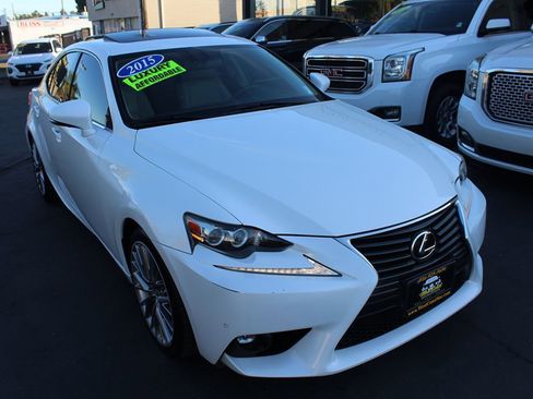 Used 2015 Lexus IS 250 w/ Luxury Package RWD image 8