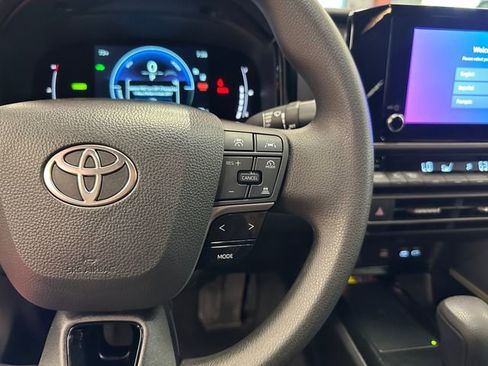 Certified 2025 Toyota Camry LE FWD image 21
