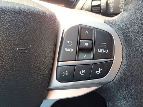 Used 2024 Ford Explorer XLT w/ Equipment Group 202A image 26