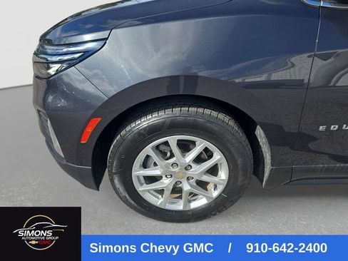 Used 2022 Chevrolet Equinox LT FWD image 20