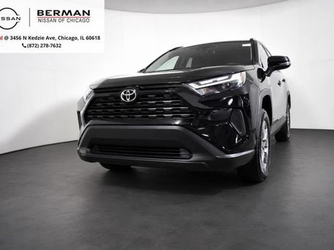 Used 2025 Toyota RAV4 XLE FWD image 1
