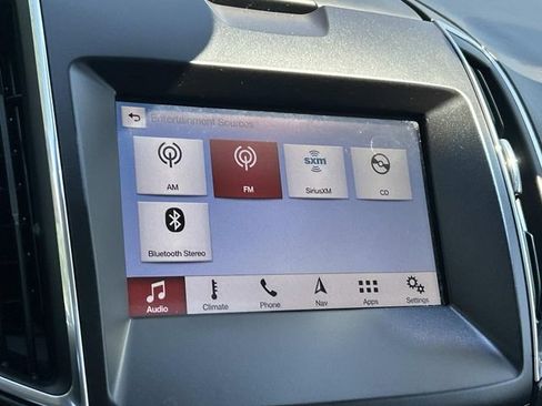 Used 2019 Ford Edge Titanium w/ Equipment Group 301A AWD/4WD image 32