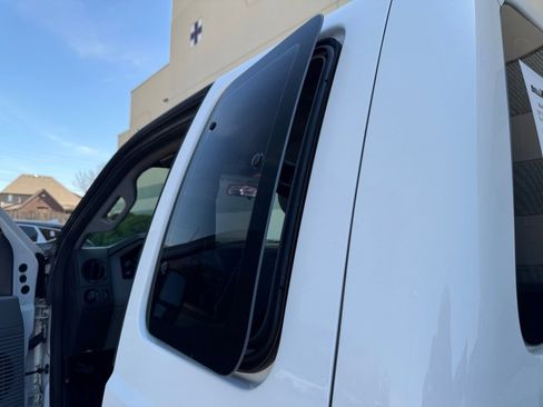 Used 2016 Ford F250 XL w/ Power Equipment Group image 19