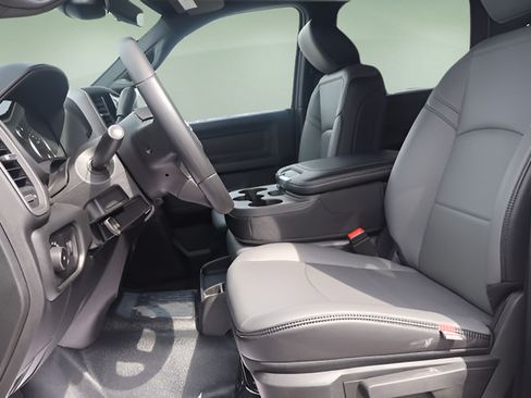 New 2026 RAM 3500 Tradesman AWD/4WD image 8