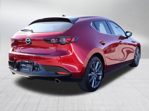 Used 2019 MAZDA MAZDA3 w/Preferred Pkg image 7
