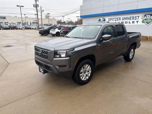 Used 2023 Nissan Frontier SV image 8