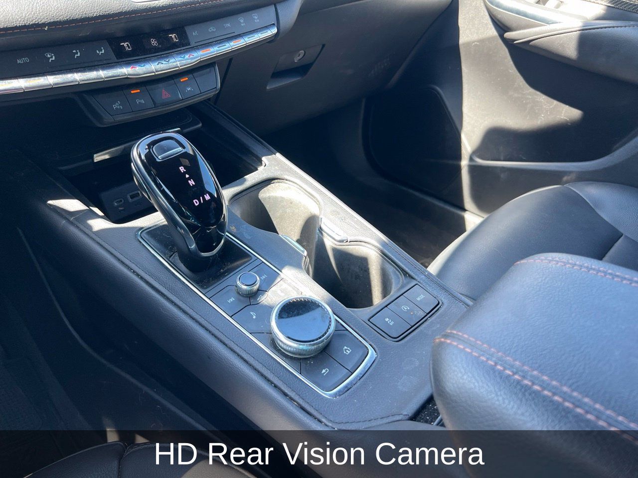 Used 2022 Cadillac XT4 Sport w/ Enhanced Visibility Package FWD image 22