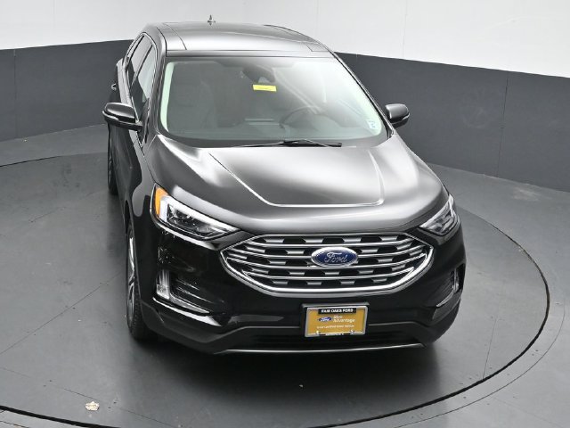 Certified 2024 Ford Edge Titanium AWD/4WD image 44