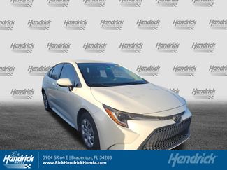 Used 2021 Toyota Corolla LE FWD video 1