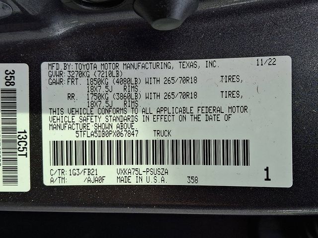 Used 2023 Toyota Tundra SR5 w/ SR5 Convenience Package AWD/4WD image 27