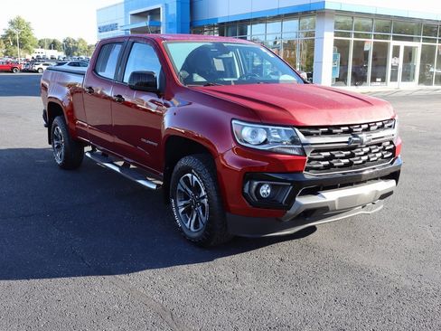 Used 2022 Chevrolet Colorado Z71 image 2