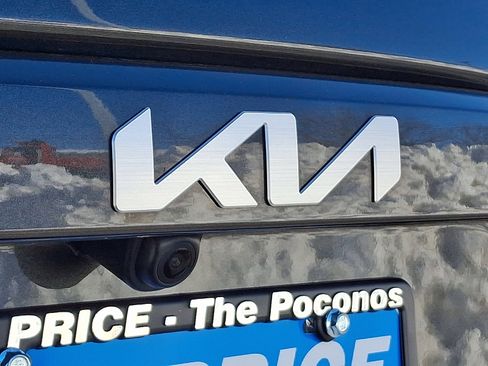 Used 2024 Kia Niro Wind w/ Wind Preserve Package image 29