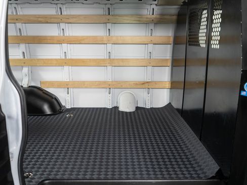 Used 2024 GMC Savana 2500 w/ Driver Convenience Package image 6