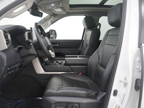 Used 2024 Toyota Tundra Limited w/ Power Package image 26