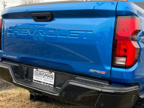 Used 2024 Chevrolet Colorado ZR2 w/ ZR2 Convenience Package III image 6