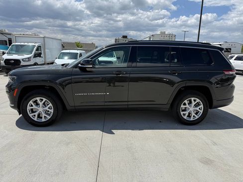 Used 2023 Jeep Grand Cherokee L Limited w/ Trailer Tow Group (B) AWD/4WD image 6