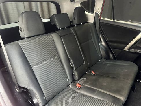 Used 2015 Toyota RAV4 LE AWD/4WD image 30