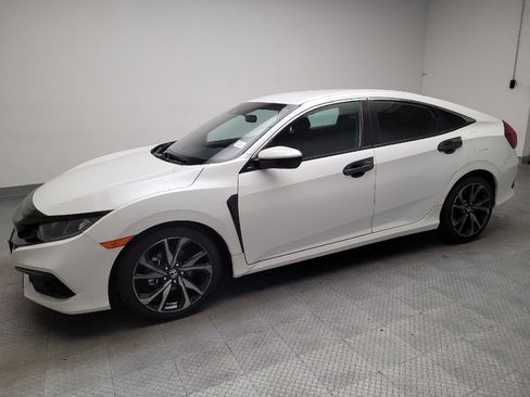 Used 2021 Honda Civic Sport image 2