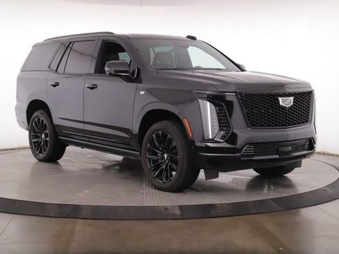 Used 2026 Cadillac Escalade Sport w/ LPO, ONYX Package AWD/4WD image 2