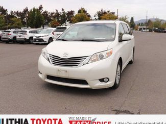 Used 2015 Toyota Sienna XLE w/ XLE Navigation Package FWD video 1