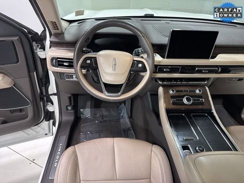 Used 2022 Lincoln Aviator Reserve w/ Equipment Group 201A image 17