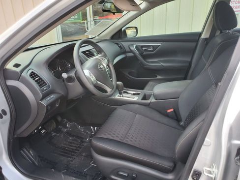 Used 2018 Nissan Altima 2.5 S w/ S Convenience Package image 23