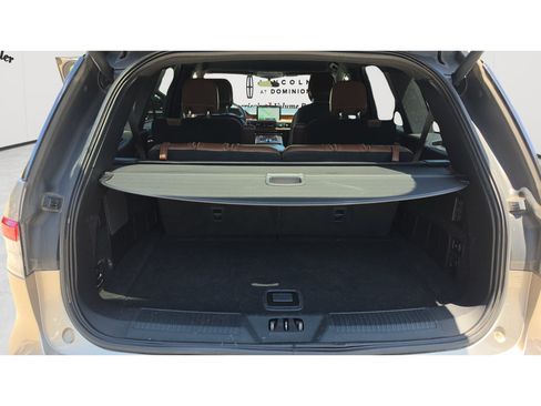 Used 2020 Lincoln Aviator Reserve w/ Elements Package Plus RWD image 24