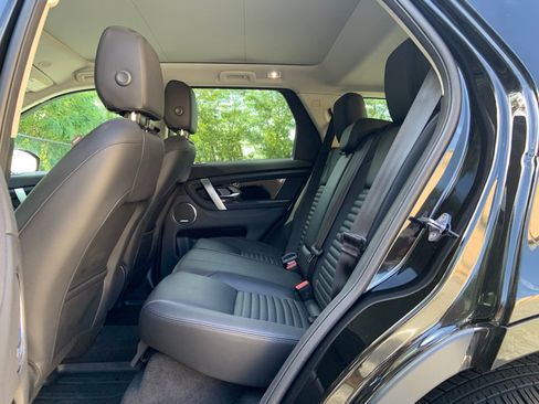 Certified 2025 Land Rover Discovery Sport S image 16