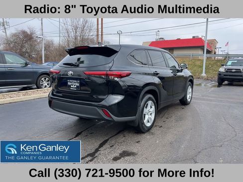 Used 2023 Toyota Highlander L FWD image 8