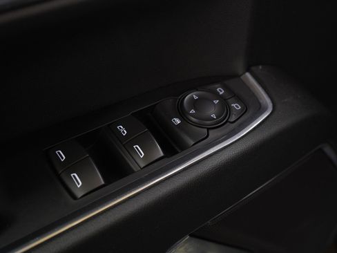 Used 2024 GMC Sierra 1500 Elevation image 22