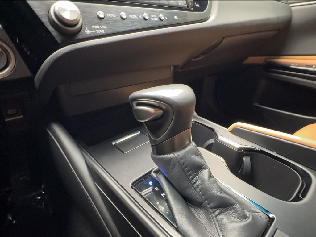 Used 2024 Lexus ES 350 w/ Accessory Package (Z1) FWD image 52