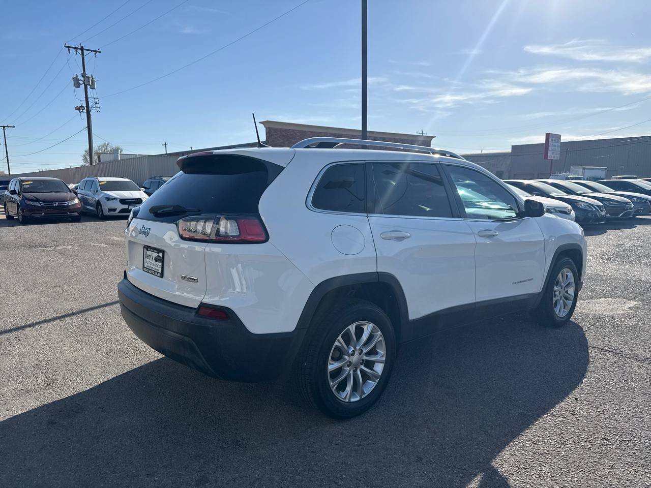 Used 2019 Jeep Cherokee Latitude w/ Popular Appearance Group FWD image 6