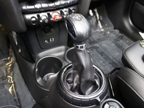 Used 2016 MINI Cooper S image 14