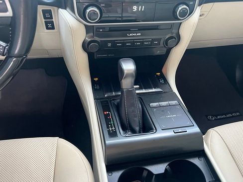 Used 2023 Lexus GX 460 Premium w/ Premium Package AWD/4WD image 21