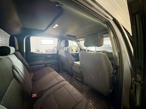 Used 2021 Chevrolet Silverado 1500 Custom Trail Boss AWD/4WD image 11