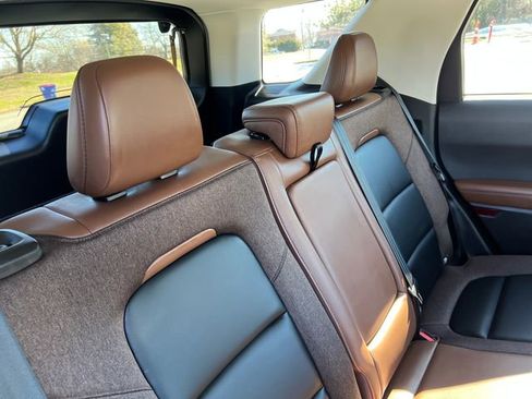 Used 2025 Ford Bronco Sport Outer Banks w/ Outer Banks Tech Package+ image 32