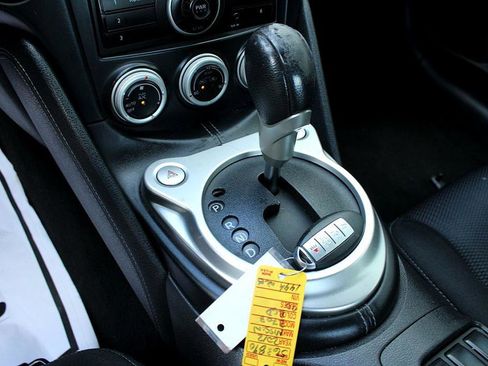 Used 2012 Nissan 370Z Coupe image 12