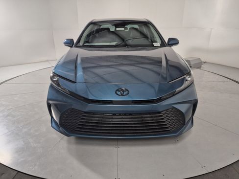 New 2026 Toyota Camry LE image 7