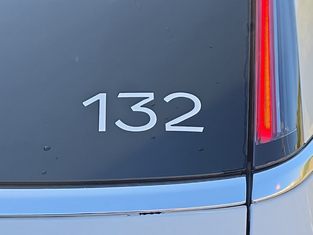 Used 2025 Cadillac Escalade IQ Luxury 2 AWD/4WD image 26