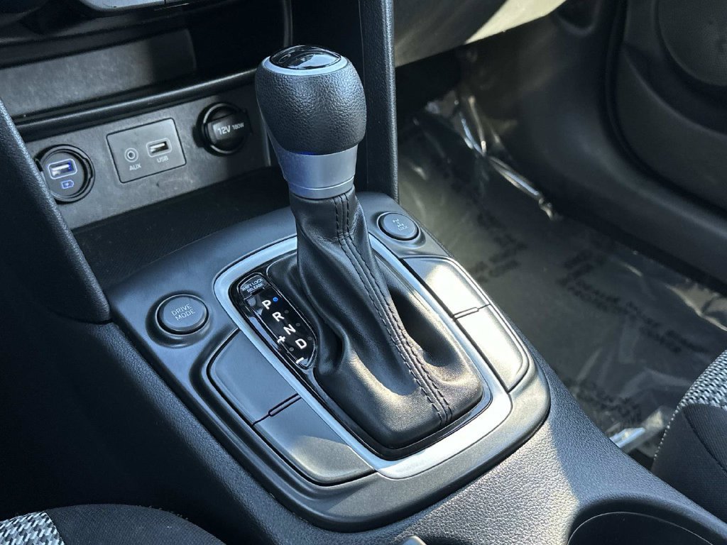 Used 2021 Hyundai Kona SE AWD/4WD image 40