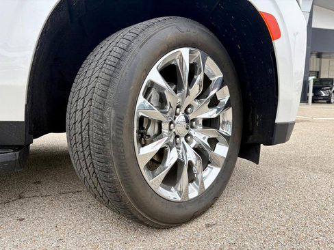 Used 2021 GMC Yukon Denali image 12