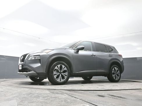 Used 2023 Nissan Rogue SV image 52