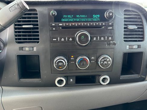 Used 2010 GMC Sierra 1500 SL RWD image 16