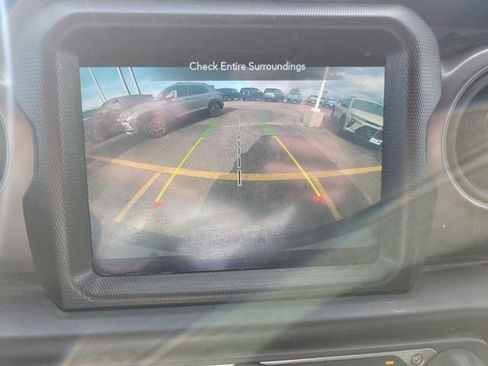 Used 2022 Jeep Wrangler Sport S image 21