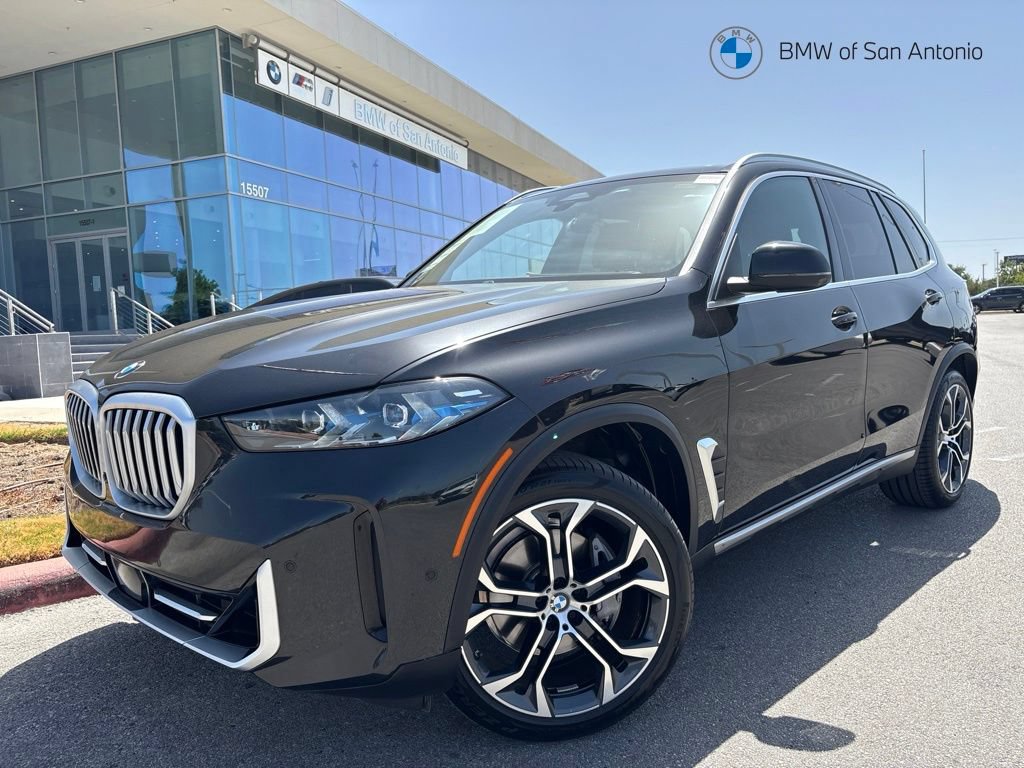 Certified 2024 BMW X5 sDrive40i w/ Premium Package RWD image 1