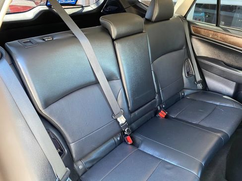 Used 2016 Subaru Outback 2.5i Limited AWD/4WD image 15