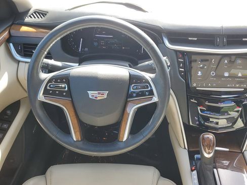 Used 2018 Cadillac XTS Luxury w/ Driver Awareness Package FWD image 18