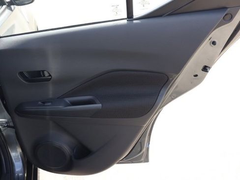 New 2025 Nissan Kicks Play S image 19