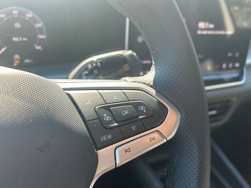 New 2026 Volkswagen Tiguan SE R-Line image 22