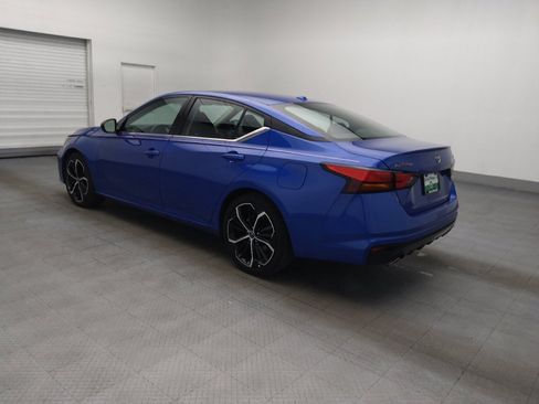 Used 2025 Nissan Altima 2.5 SR w/ SR Premium Package FWD image 3